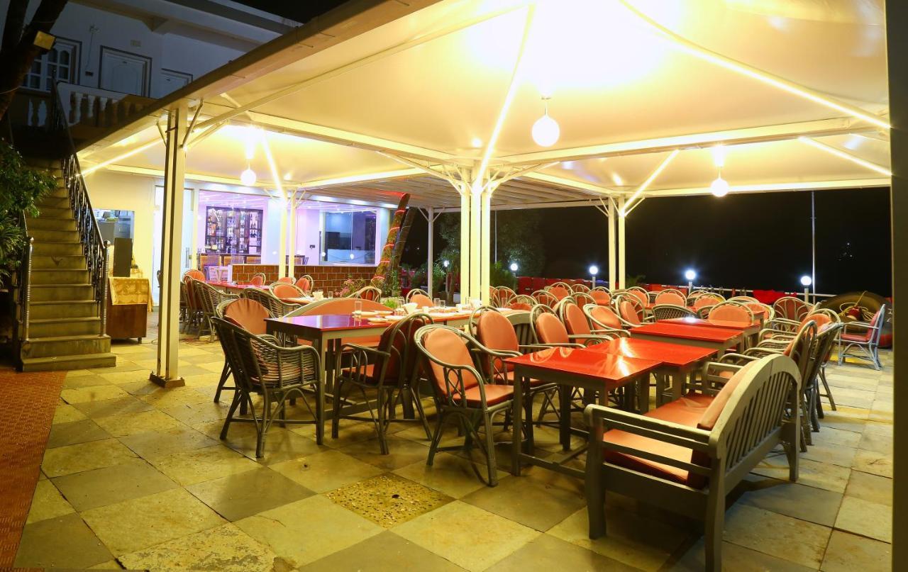 Hotel M Aples Jacks Place Cavelossim Exterior foto