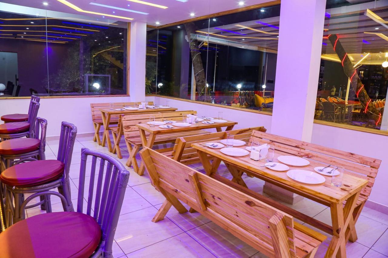 Hotel M Aples Jacks Place Cavelossim Exterior foto